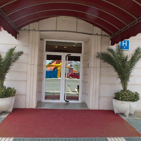 Hotel Escudero ซิวดัดเรอัล ภายนอก รูปภาพ